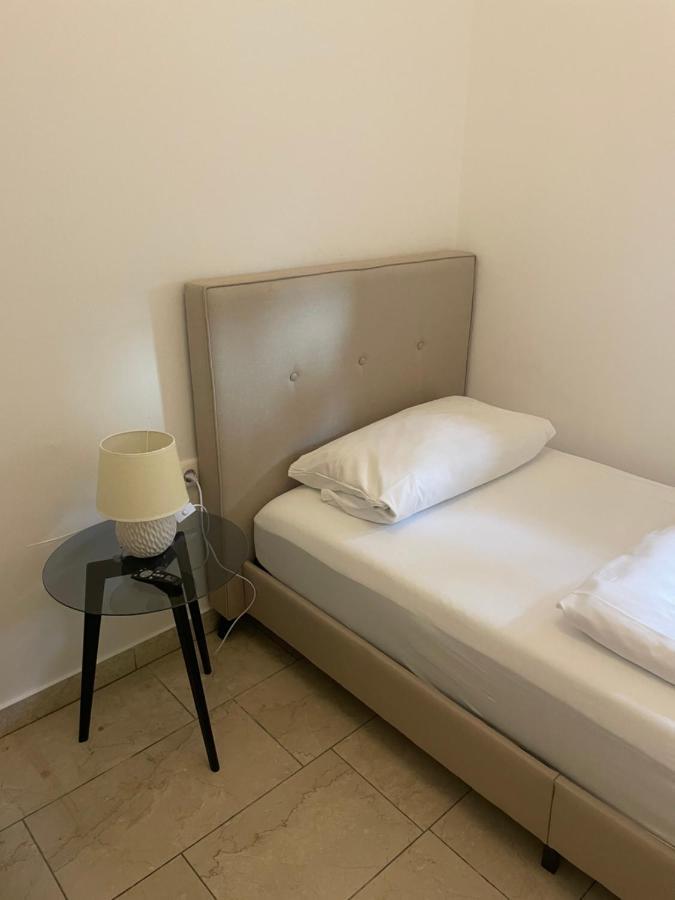 Suite 2 Neustadt an der Waldnaab Buitenkant foto