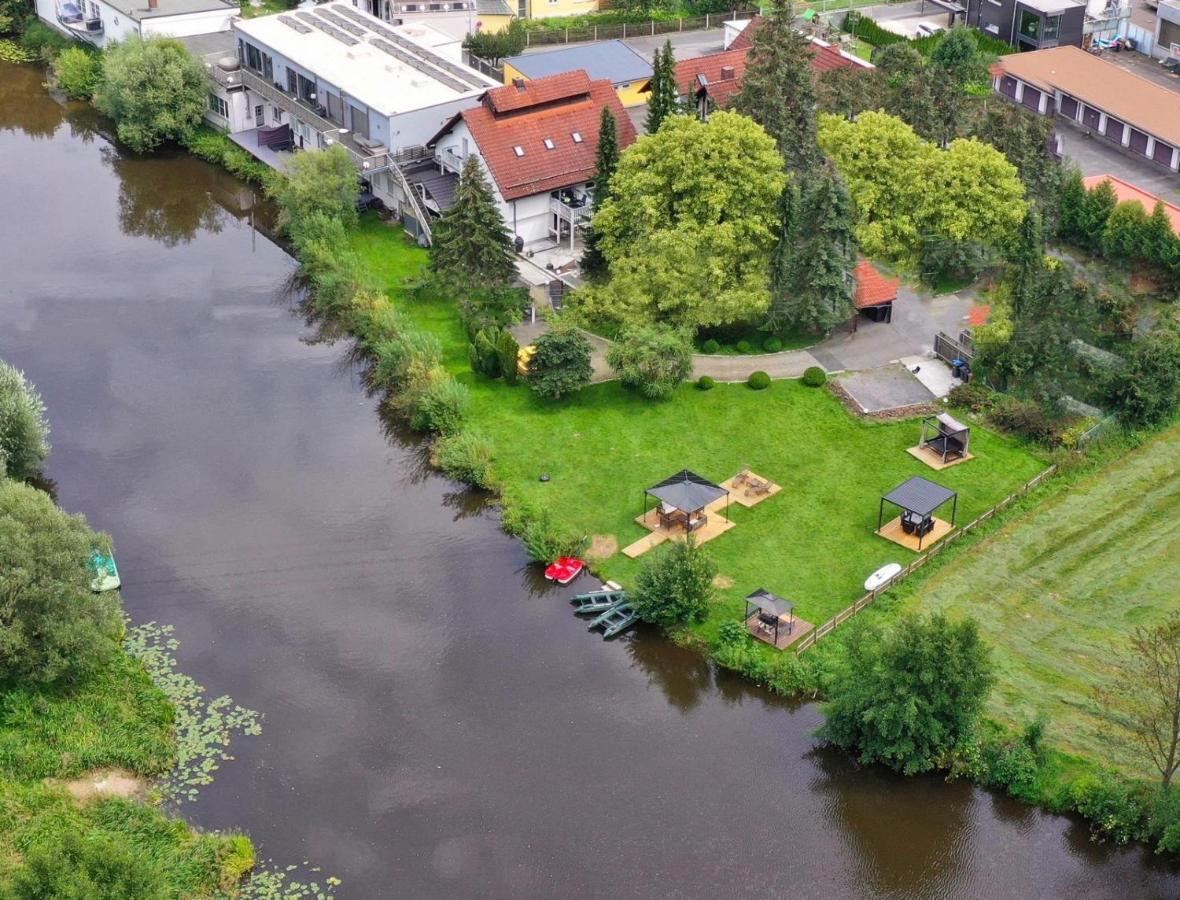 Suite 2 Neustadt an der Waldnaab Buitenkant foto